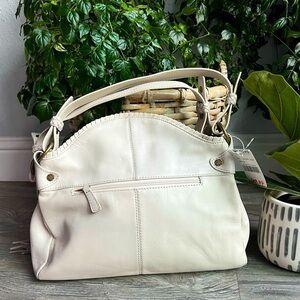 NWT Sereta Cream Colored Purse